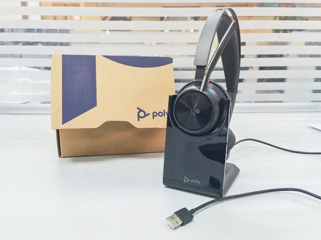 缤特力voyager focus2无线耳机111.jpg